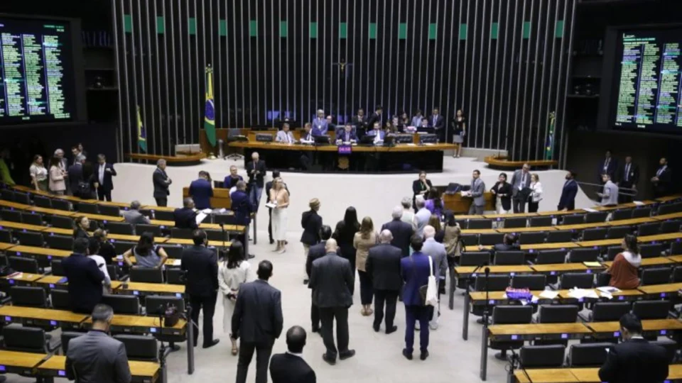Emendas parlamentares: entenda as novas regras aprovadas pelo Congresso Nacional