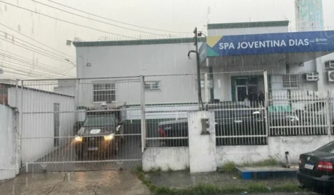 Jovem morre após sair com amigos e voltar baleado para casa no Iranduba