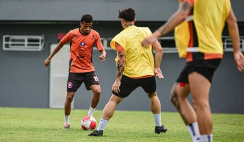 Campeonato Amazonense 2025: RPE Parintins defende série invicta de sete jogos na semifinal contra o Nacional