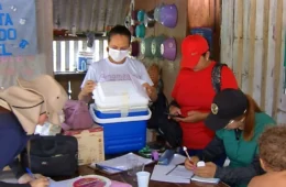 Comunidade ribeirinha recebe atendimento médico sem sair de casa em Rio Preto da Eva