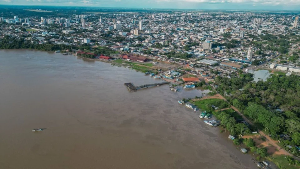 Porto Velho declara estado de alerta de emergência devido ao aumento da cota do Rio Madeira
