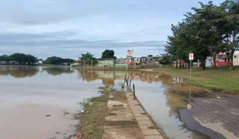 Rio Acre atinge 13,76 metros, ultrapassa cota de alerta e afeta bairros de Rio Branco