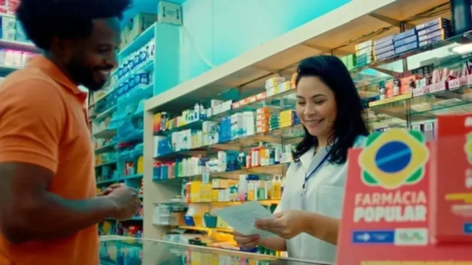 Saiba como retirar medicamentos e insumos gratuitos pela Farmácia Popular