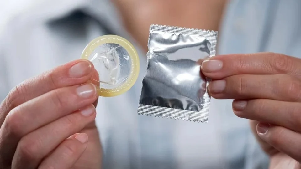 Jovens adultos lideram casos de ISTs no Amazonas em 2025, apontam dados