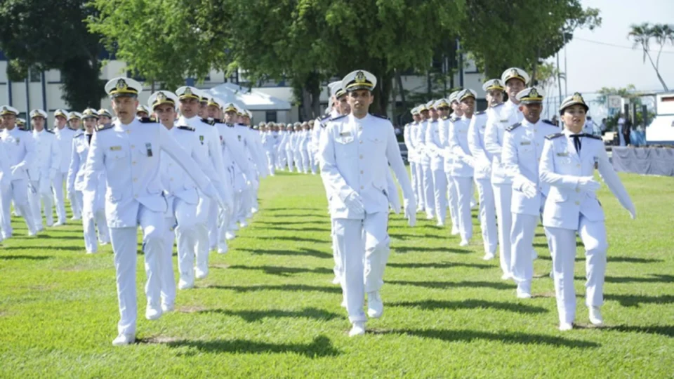 Marinha lança concursos com salário inicial de R$ 9 mil com vagas no Amazonas, Acre, Rondônia e Roraima para 2025