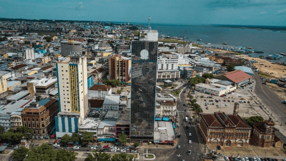 Antigo prédio da Receita Federal em Manaus: saiba como concorrer a um apartamento