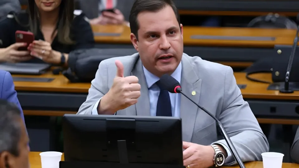 Nicoletti critica perdas da previdência em debate da PEC da Segurança