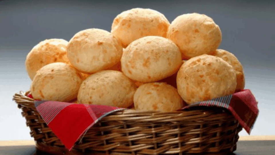 Receita fácil: pão de queijo no liquidificador em minutos