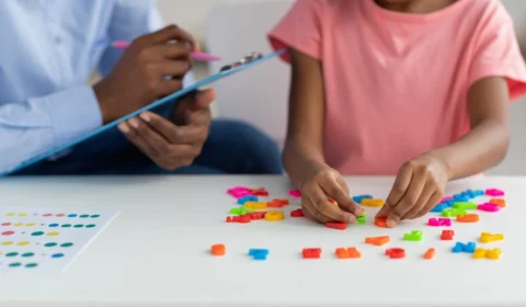 Plano de saúde é condenado a pagar tratamento de criança com autismo em Vilhena; entenda