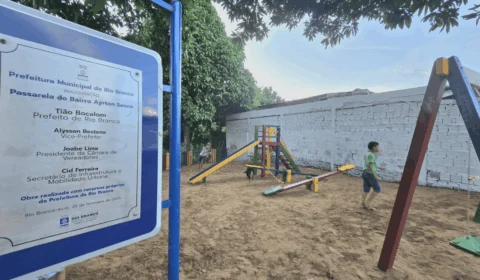 Rio Branco inaugura novo parque infantil no bairro Ayrton Senna