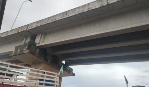 Ponte sobre o rio Madeira está segura após colisão de balsa, diz Dnit