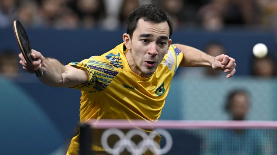 Hugo Calderano faz história e garante medalha inédita para o Brasil no Mundial