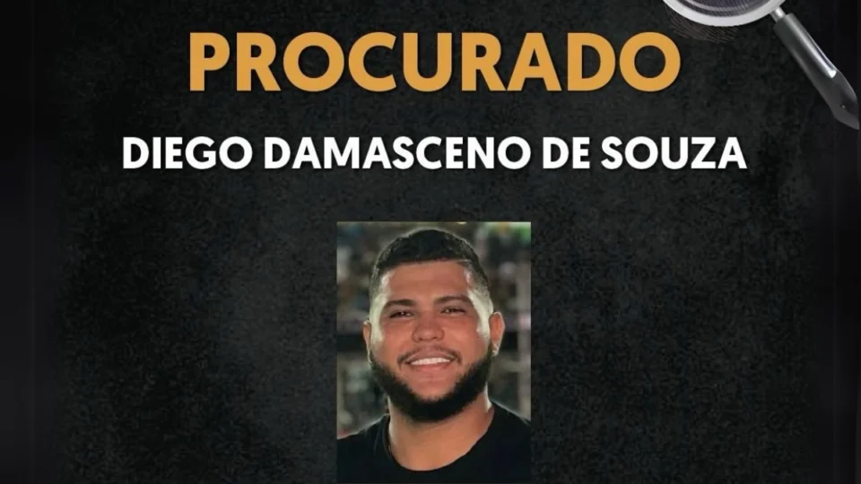 Foragido: cantor suspeito de agredir namorada em Manaus tem prisão decretada