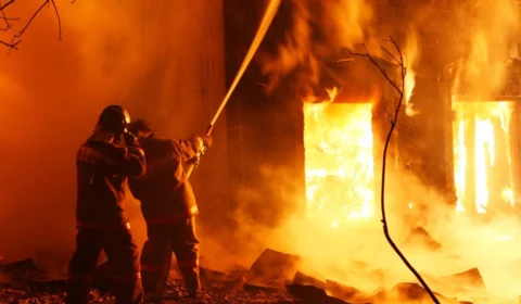 Crianças venezuelanas morrem carbonizadas após incêndio em Boa Vista