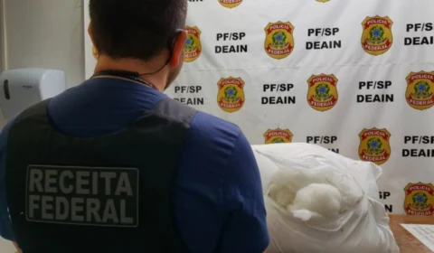De Manaus para o ‘Área Restrita’? Mulher é presa com droga escondida em travesseiros durante fiscalização em Guarulhos
