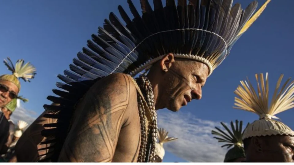 Câmara debate violência e direitos indígenas durante realização do Acampamento Terra Livre