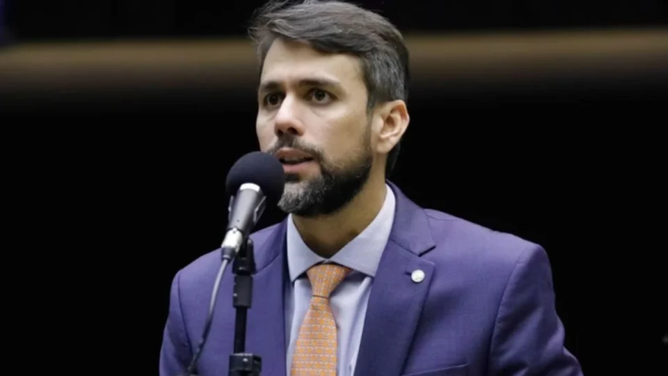 Saiba quem é Pedro Lucas, sucessor de Juscelino Filho no Ministério das Comunicações