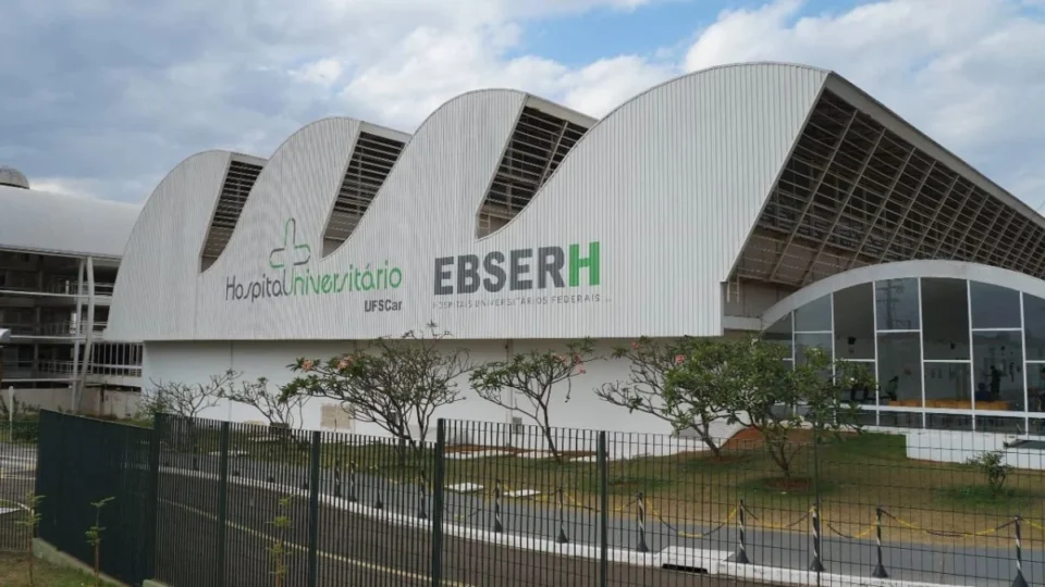 EBSERH oferece vagas para advogados com salário de quase R$ 11 mil; saiba como se inscrever