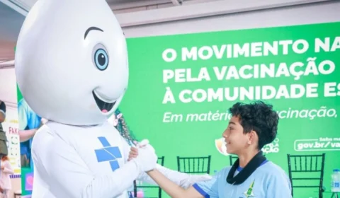 Escolas públicas farão ação nacional para atualizar cadernetas de vacinação; saiba onde