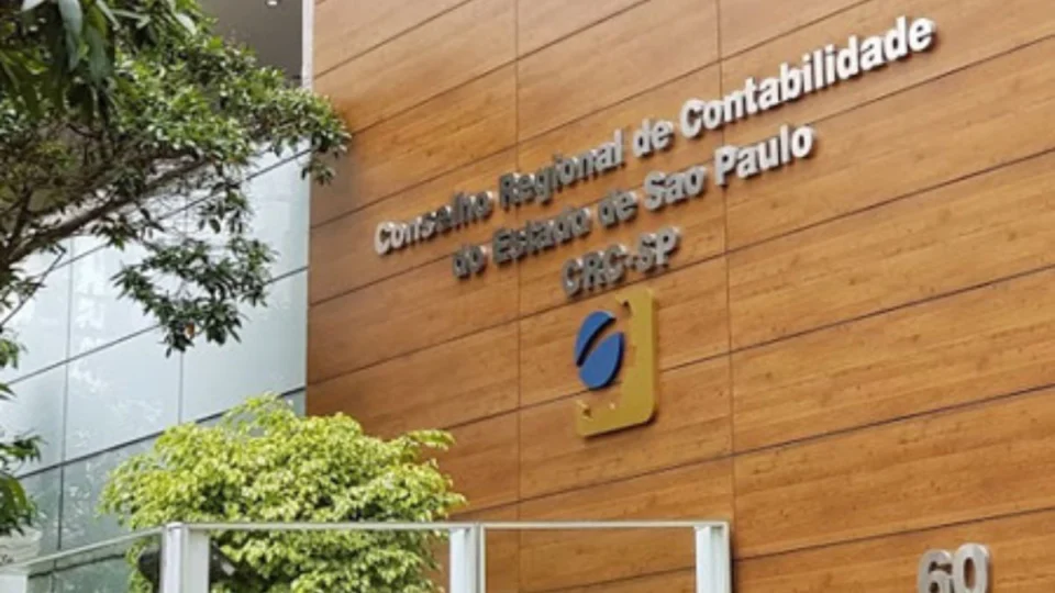 Concurso do CRC-SP oferece salário de R$ 10 mil para jornalistas; inscrições até junho
