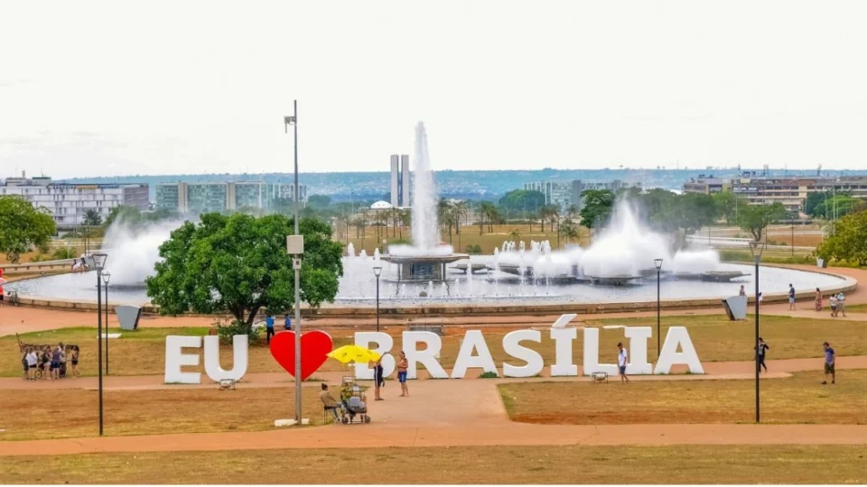 Secretário de Turismo visita Grupo Norte e antecipa detalhes da festa de 65 anos de Brasília