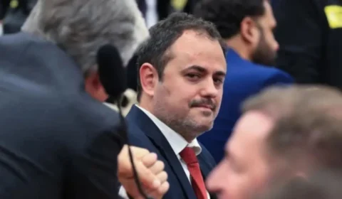 Glauber Braga enfrenta CCJ para evitar cassação do mandato nesta quinta-feira (24)