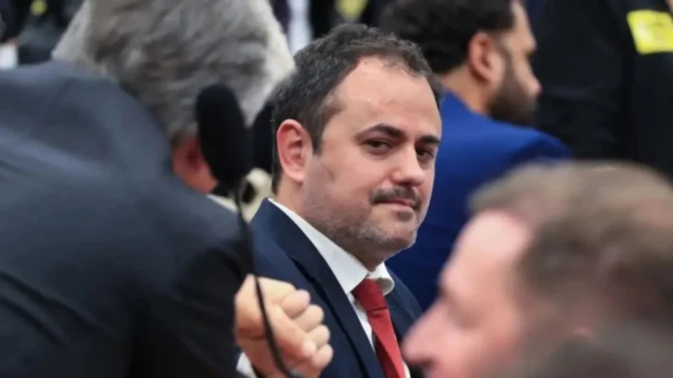 Glauber Braga enfrenta CCJ para evitar cassação do mandato nesta quinta-feira (24)