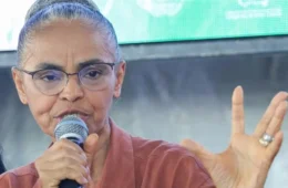 Ministra Marina Silva sofre fratura lombar em casa e é atendida em hospital de Brasília