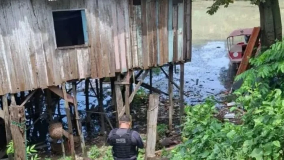 Corpo em estado avançado de decomposição é encontrado em igarapé do São Jorge, em Manaus