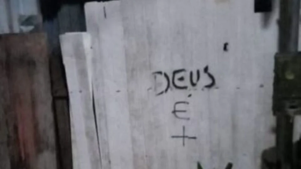 Homem é encontrado morto em escadaria na zona Norte de Manaus