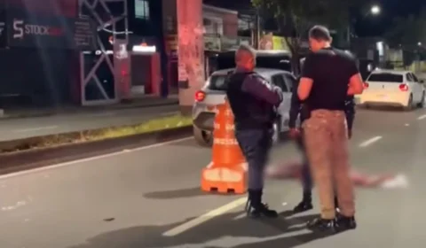 Idoso morre atropelado ao tentar atravessar avenida na zona Leste de Manaus; veja vídeo