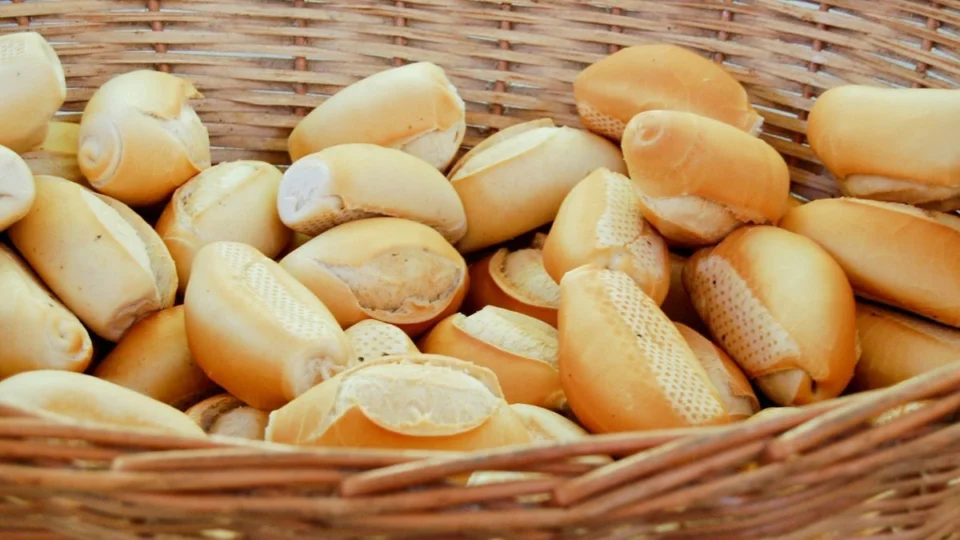 Panificadores de Parintins anunciam aumento no preço dos pães a partir de maio; veja valores