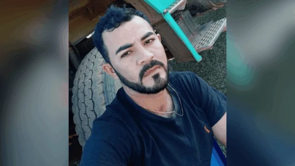 Caminhoneiro do Acre morre em grave acidente com cinco caminhões e um carro na BR-364