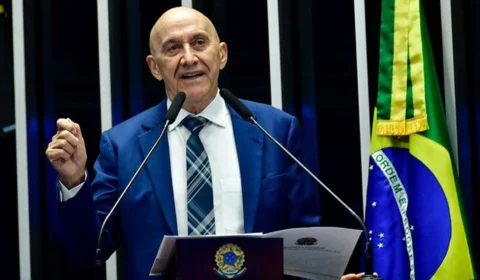 Senador Confúcio Moura anuncia implantação do hospital universitário em Porto Velho; veja vídeo