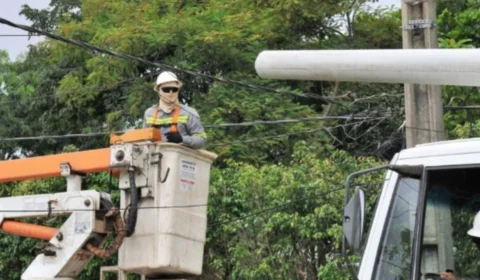 Dez bairros de Manaus devem ficar sem energia elétrica hoje (2); veja lista completa