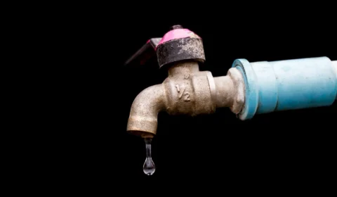 Abastecimento de água em Manaus é afetado por apagão; confira situação atual