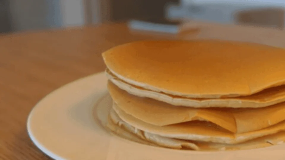Receita fácil: substitua o pão no café da manhã com esse lanche delicioso de frigideira