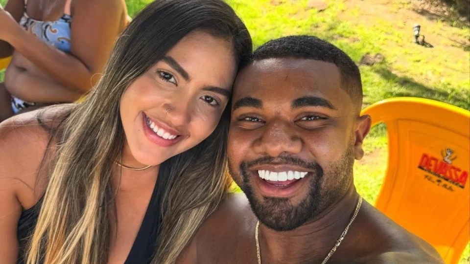 Gravidez falsa? Namorada de Davi Brito não está grávida, diz ex-assessora