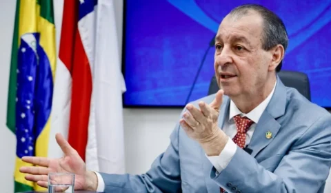 Omar Aziz é o entrevistado especial do ‘Povo na TV’ da TV Norte Amazonas na quarta-feira (30)