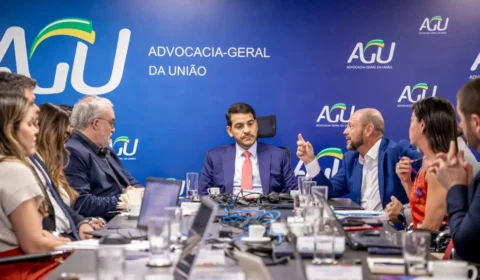 INSS anuncia plano para devolver dinheiro a aposentados vítimas de fraude