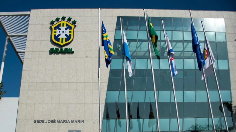 Federações se unem em manifesto por renovação na CBF e no futebol brasileiro; entenda