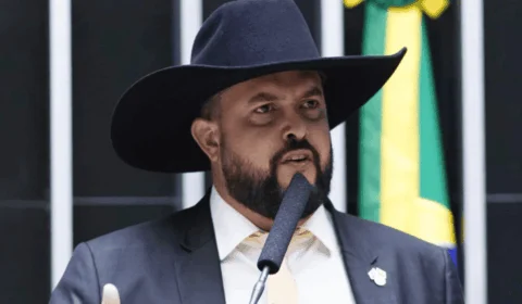 Zé Trovão detona aprovação de reajuste salarial para servidores: veja o vídeo