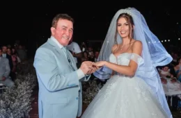 Amado Batista fala sobre diferença de idade com esposa 51 anos mais nova: ‘no amor, não existem regras’