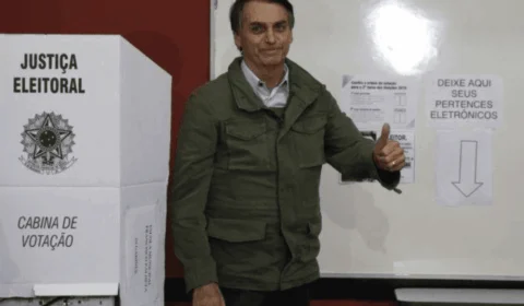 Ex-secretário diz que PF não apontou fraude nas urnas e revela bastidores de live de Bolsonaro