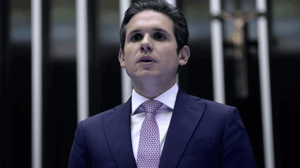 Segurança Pública: Câmara mira aprovação da PEC até junho, diz Hugo Motta