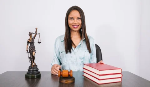 Dia dos Acadêmicos do Direito: veja frases para enviar hoje