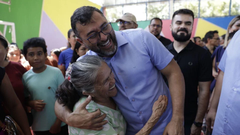 Auxílio Estadual será antecipado em homenagem ao Dia das Mães no Amazonas; confira a data