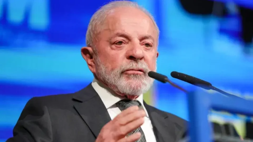 Lula lamenta morte de indígenas Yanomami em queda de helicóptero em Roraima