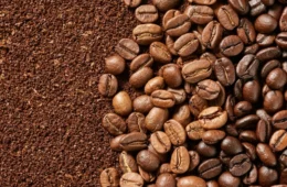 MAPA atualiza lista de cafés torrados impróprios para consumo; veja marcas