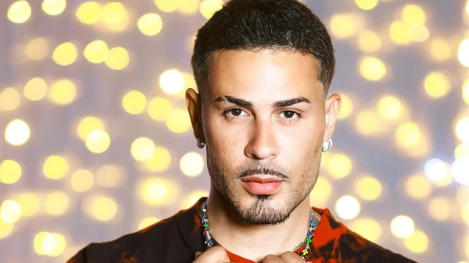 Carlinhos Maia revela traição e explica tipos de infidelidade: ‘para destruir o outro’